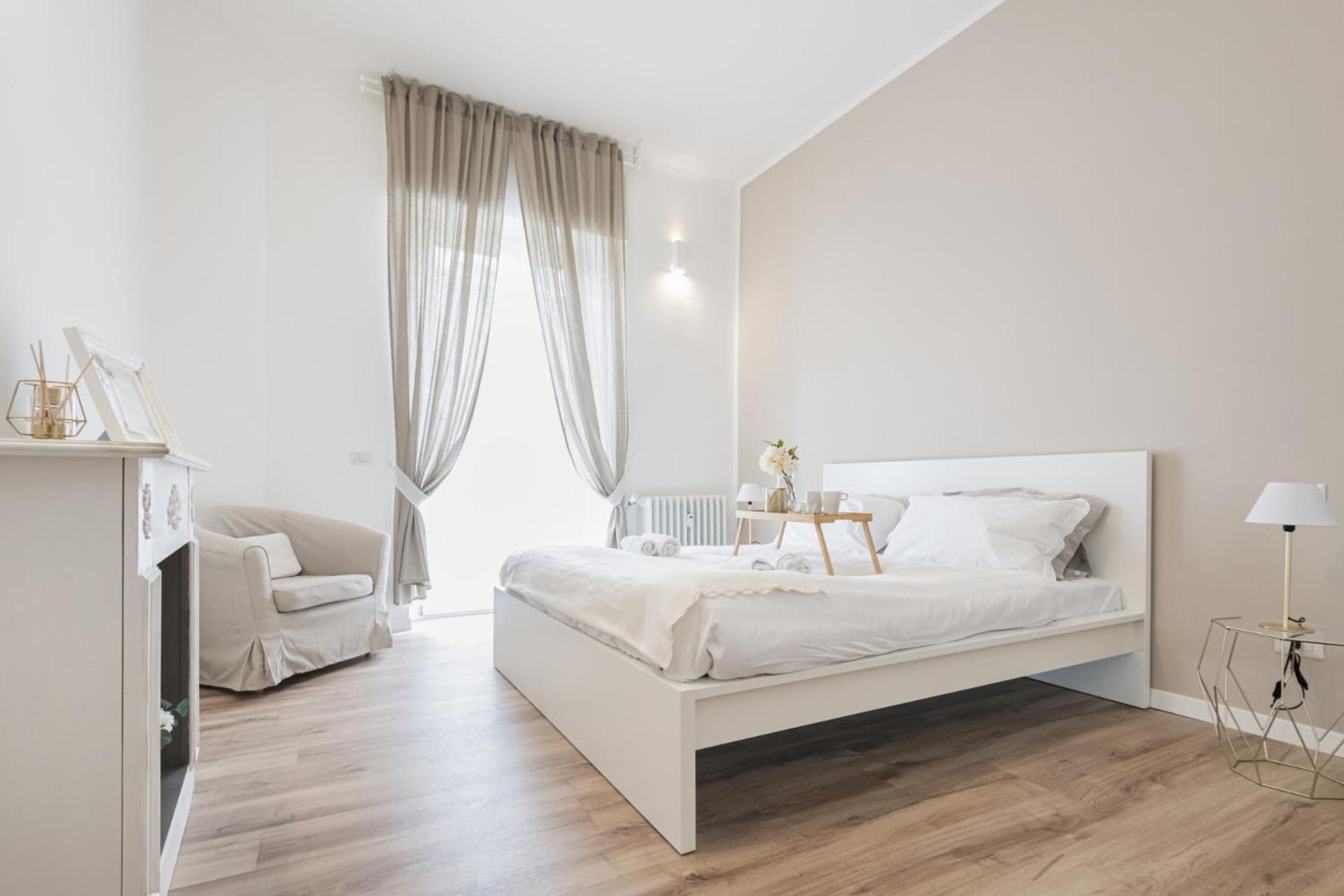Easylife - Golden Suite Milan Luaran gambar