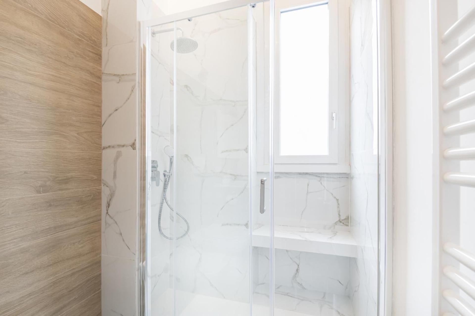 Easylife - Golden Suite Milan Luaran gambar